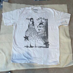 Taylor Swift The Eras Tour Oversized XL Double Sided Tour Dates T-Shirt - New